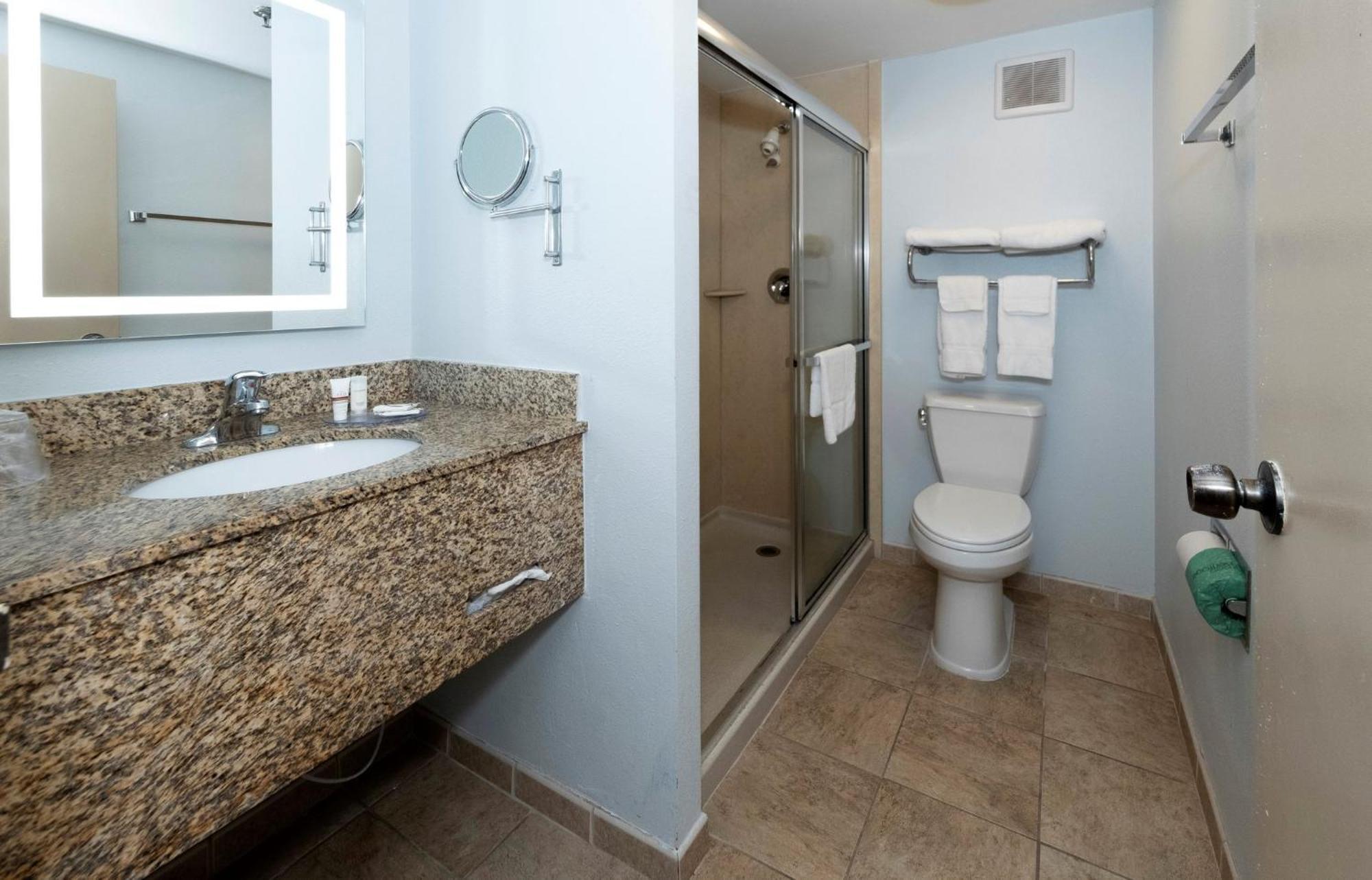 Red Roof Inn & Suites Wilmington - New Castle Eksteriør bilde