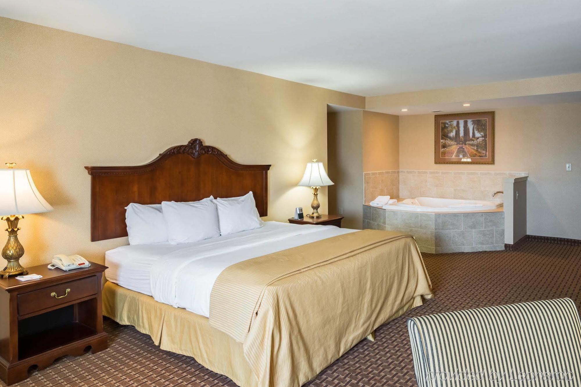 Red Roof Inn & Suites Wilmington - New Castle Eksteriør bilde