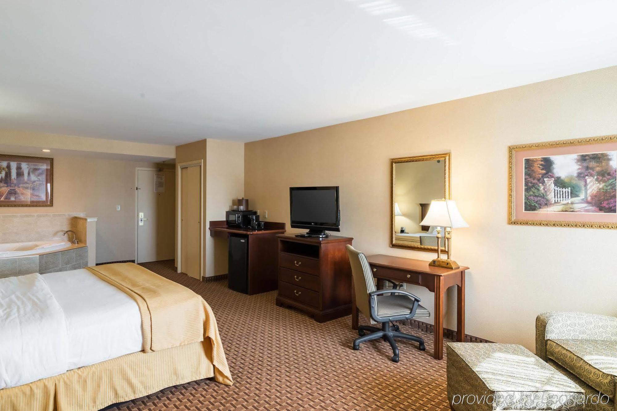 Red Roof Inn & Suites Wilmington - New Castle Eksteriør bilde