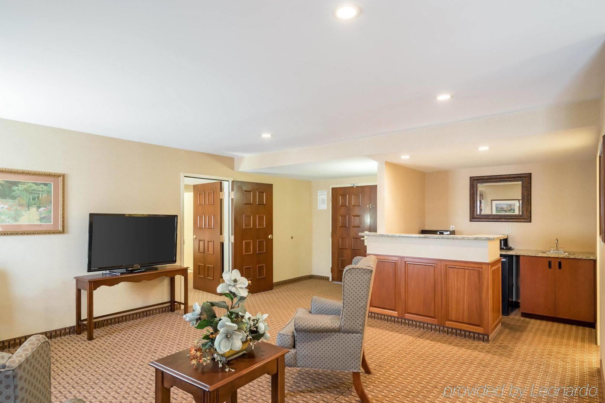 Red Roof Inn & Suites Wilmington - New Castle Eksteriør bilde